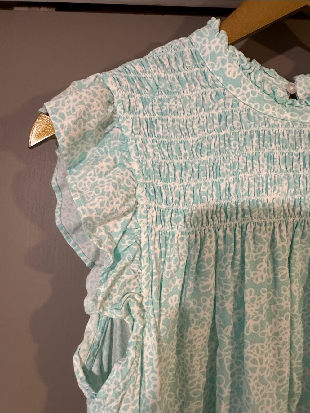 Crown & Ivy Mint Floral Smocked Dress Ruffle Sleeve Size L - Picture 2 of 9